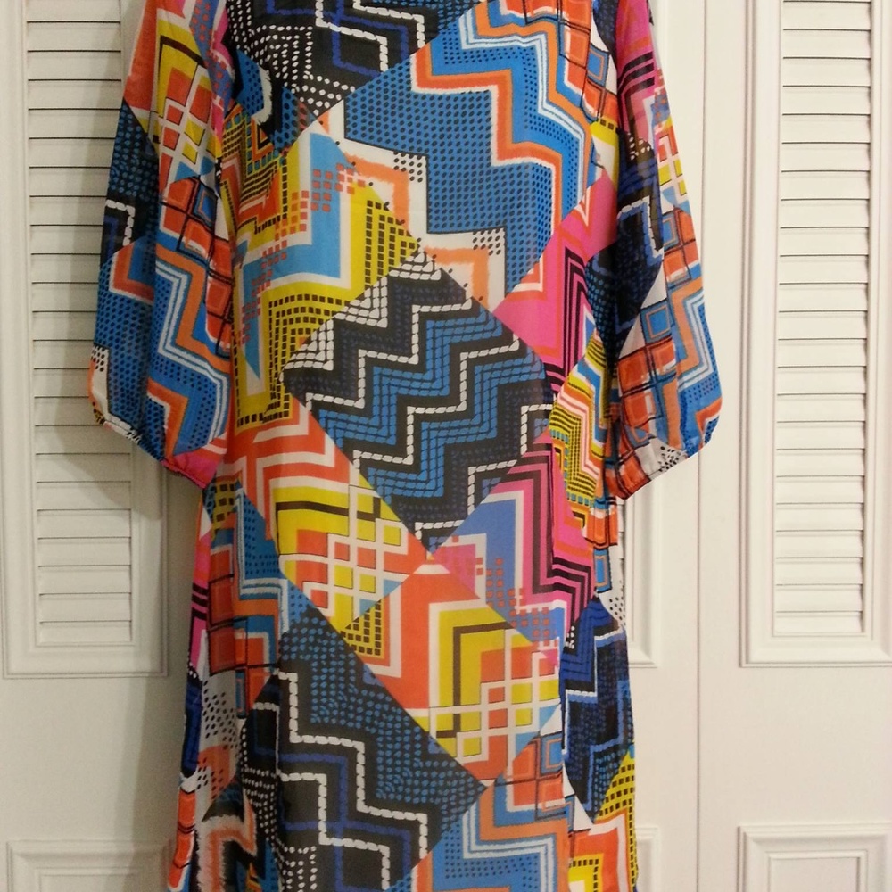 Beautiful Multicolored Dress - Picture 4 of 6